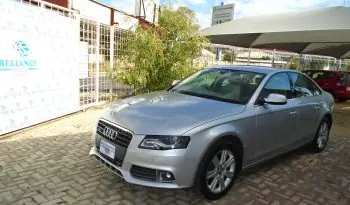 AUDI A4 2.0 2009 full