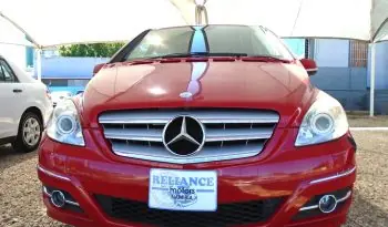 Mercedes Benz B180 2011 full