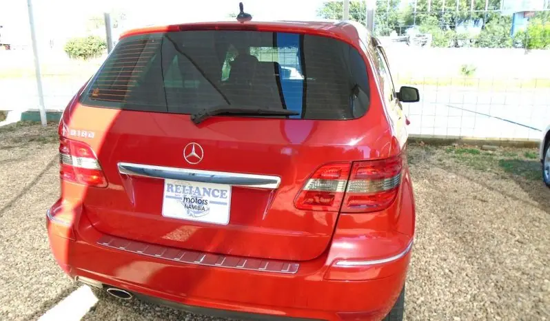 Mercedes Benz B180 2011 full